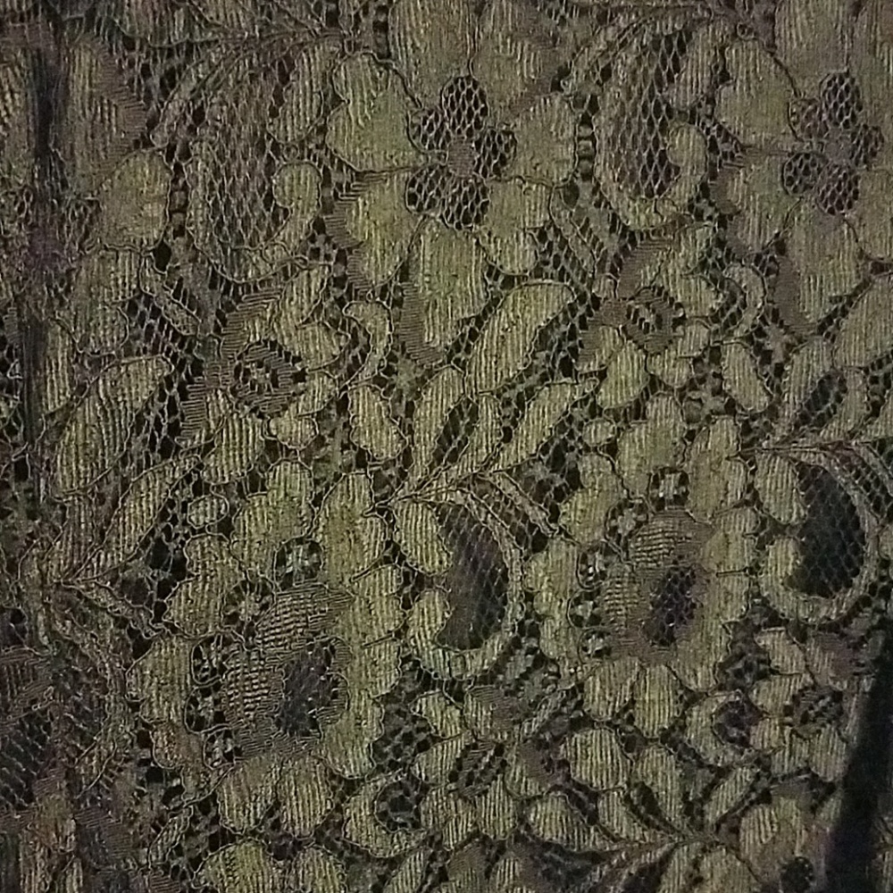 Dress - Picture 4 of 4